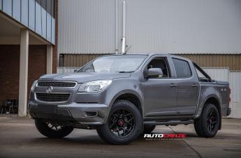HOLDEN COLORADO SABBATH MATTE BLACK