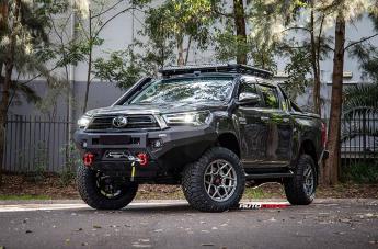 TOYOTA HILUX 4WD SABBATH HYPERBLACK