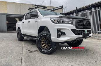 TOYOTA HILUX N80 4WD COVERT BRONZE BLACK LIP