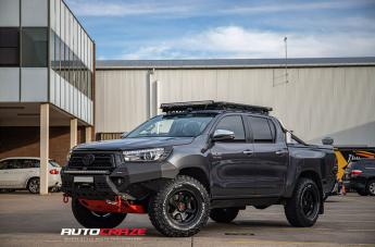 TOYOTA HILUX N80 4WD PROSECUTOR MATTE BLACK