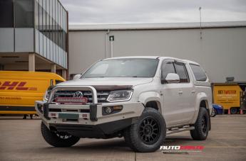 VOLKSWAGEN-AMAROK-OFF-ROAD-PODIUM-STAIN-BLACK