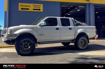 NISSAN NAVARA MAVERICK BLACK MACHINED FACE