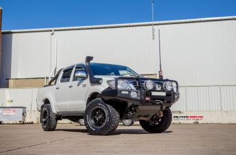 TOYOTA HILUX N70 4WD TROPHY MATTE BLACK WITH ANTHRACITE RING 22
