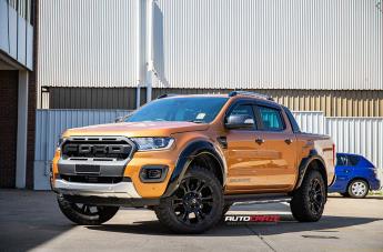 FORD-RANGER-VAPOR-MATTE-BLACK