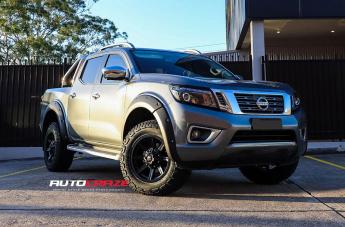 NISSAN NAVARA RAZORBACK FLAT BLACK