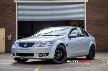 HOLDEN-COMMODORE-IFG-39-BLACK