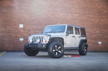 JEEP WRANGLER ROCKSTAR XD 2 MATTE BLACK W MACHINED ACCENTS