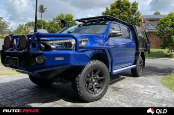 TOYOTA HILUX 4WD AVALANCHE MATTE BLACK FRONT MILLED