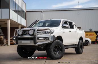 TOYOTA HILUX N80 4WD D LOCKER BLACK