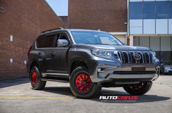 TOYOTA-PRADO-COVERT-CANDY-RED-BLACK-LIP