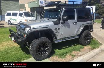 JEEP-WRANGLER-VAPOR-BLACK-MACHINED-WITH-DARK-TINT