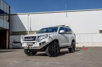 TOYOTA-PRADO-BEAST-GLOSS-BLACK-MILLED-ACCENTS