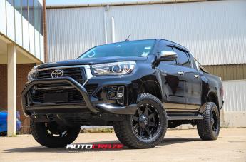 TOYOTA HILUX N80 4WD BLADE OR MATTE BLACK 