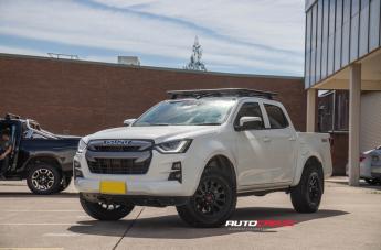 ISUZU DMAX NOMAD VICTIM MATTE BLACK